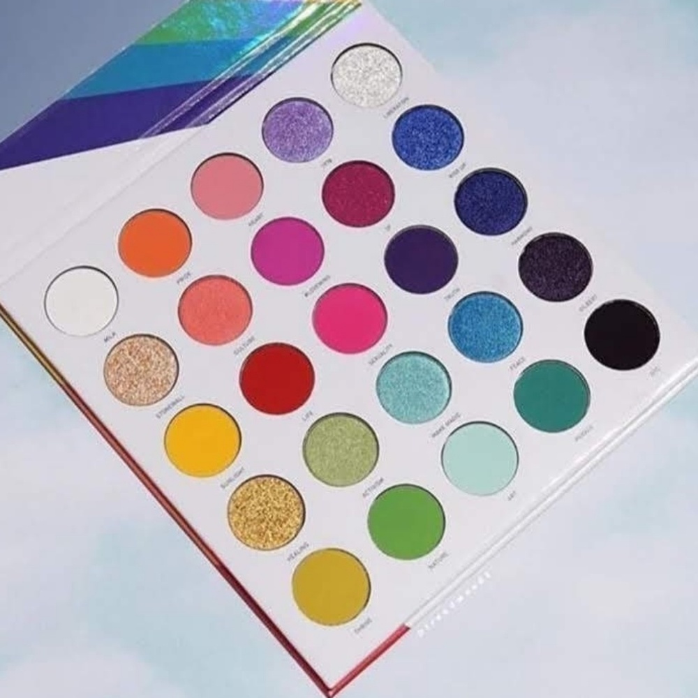 COPY - Morphe 25L Live in Color